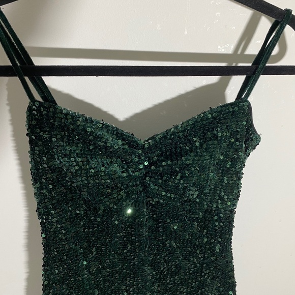 Emerald Green Sequined Mini Dress - Picture 6 of 7